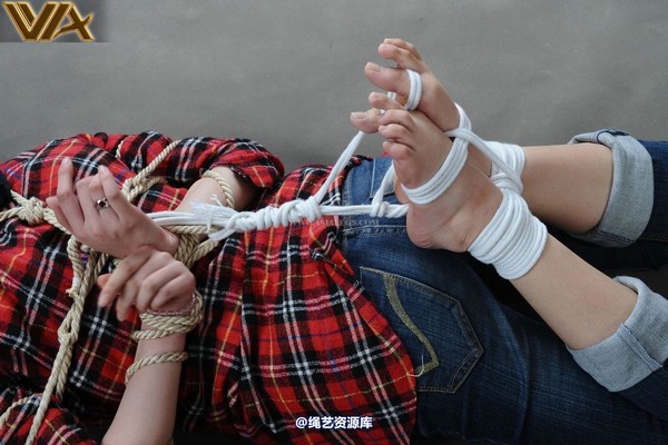 赤足者 - 佳妮2012-2 第 34 张图片
