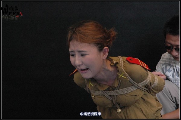 唯美之家 - 08-06-02新疆军装 第 468 张图片