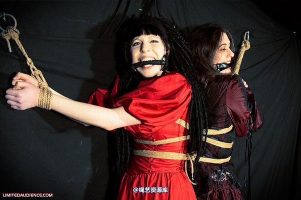 limitedaudience - 2010 catya lex eleven in the dungeon 2 第 9 张图片
