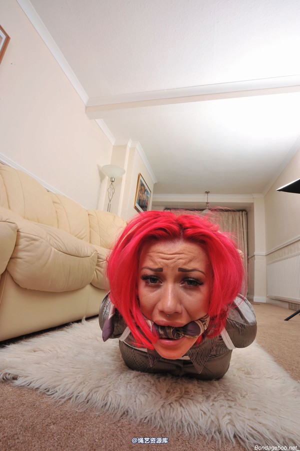 bondagebob - Becky Holt Hogtied 第 140 张图片