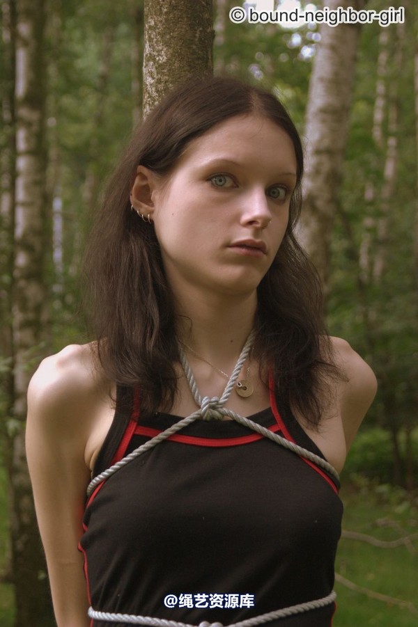bound-neighbor-girl - Tanja - Tied up in the forest 2 第 34 张图片
