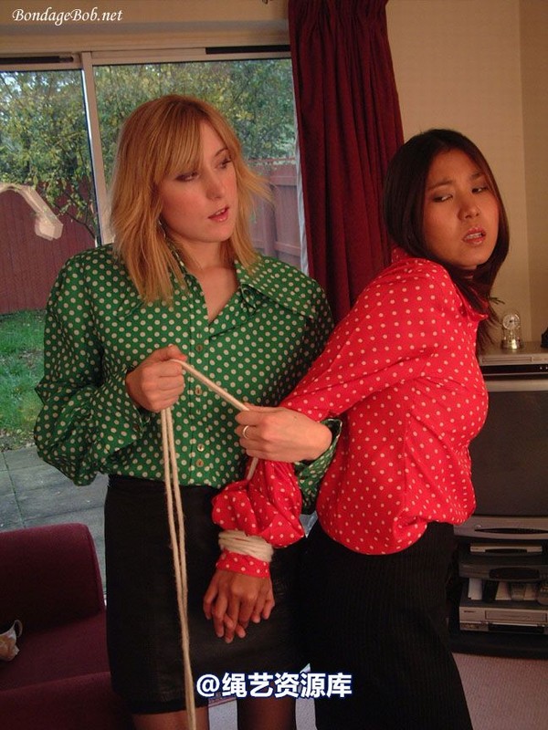 bondagebob - Luxi and Kerry Not today! 第 6 张图片