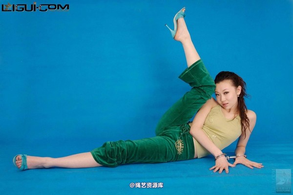 丽柜美束 - 2008-11-07 露露 6 第 61 张图片