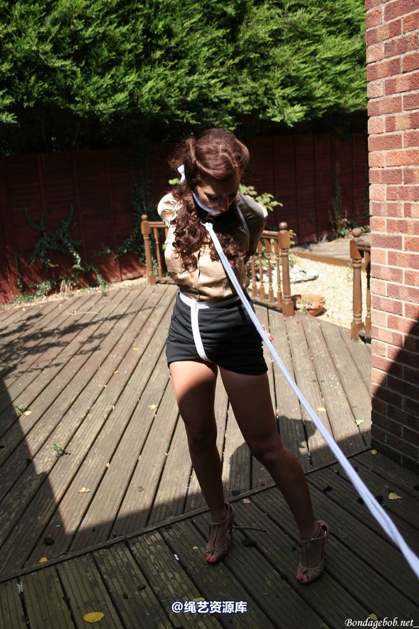 bondagebob - Chrissy Leashed 第 43 张图片