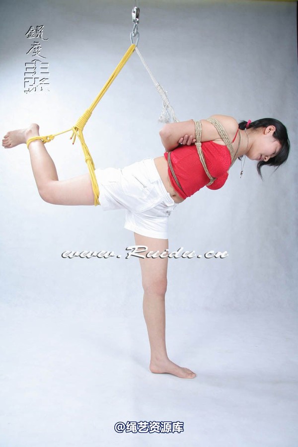 锐度主张 - 婷婷和嫣儿KB悬吊 第 131 张图片