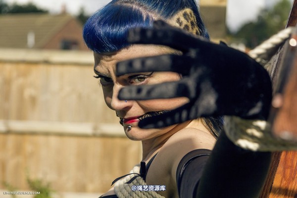 limitedaudience - 2013 raevan languishing on the cross 第 9 张图片