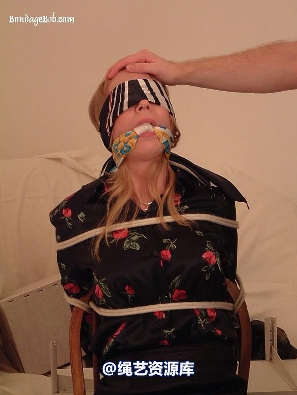 bondagebob - Missey The bank managers daughter 3 第 6 张图片