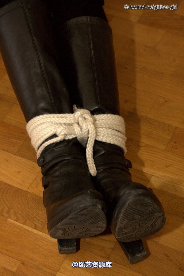 bound-neighbor-girl - Darline - Office bondage 1 第 23 张图片