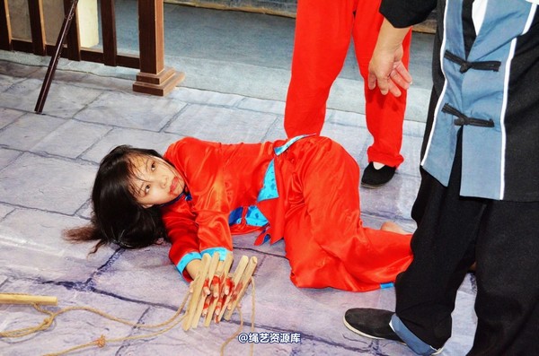 mj影视 - 血的代价梦境古大堂 女囚众生相2013-08-26 第 148 张图片
