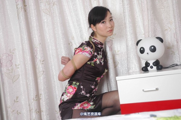 唯美之家 - 小青旗袍五花2010-7-8 第 3 张图片