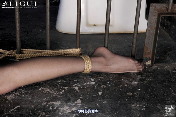 丽柜美束 - 2012-07-11 Model 桃子-2 第 2 张图片