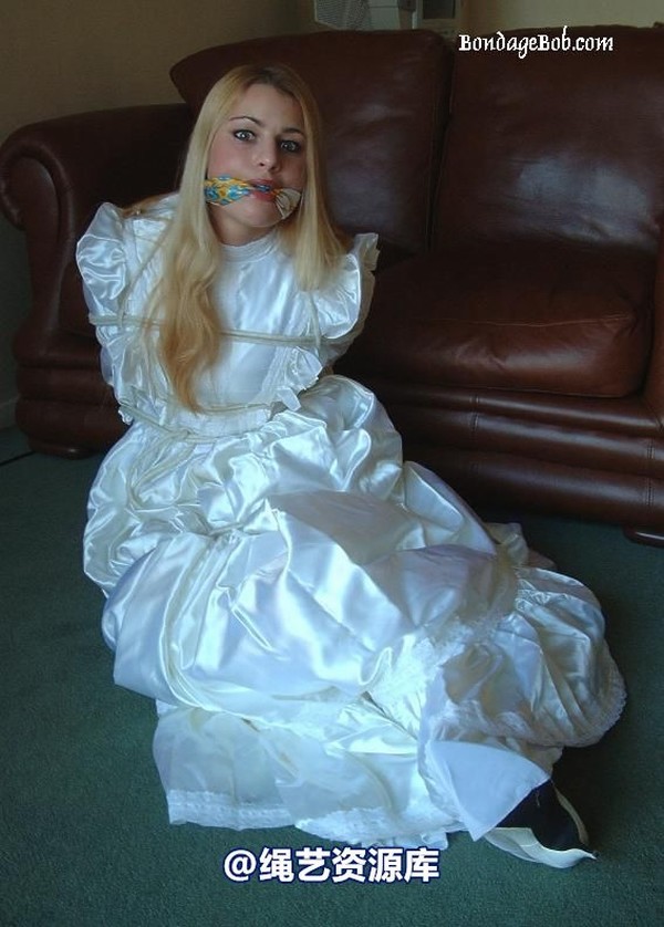 bondagebob - Linda Murray The wedding day 1 第 15 张图片