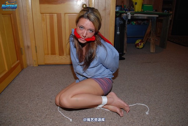boundhotties - Angelina 4 第 4 张图片