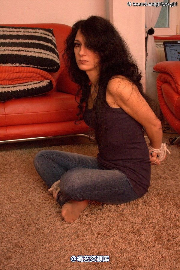 bound-neighbor-girl - Dunja - Captivating Afternoon 6 第 26 张图片