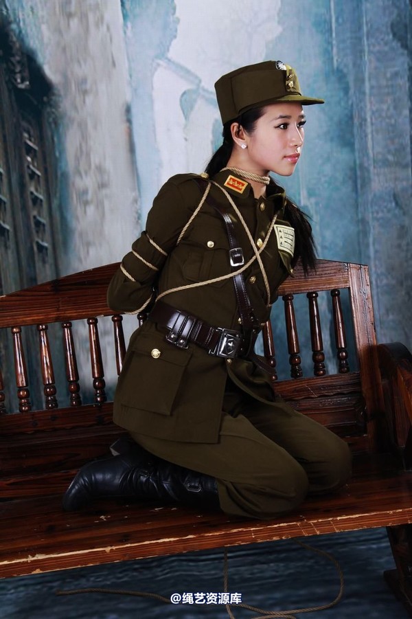 神艺缘 - 235-美式女制服 第 53 张图片