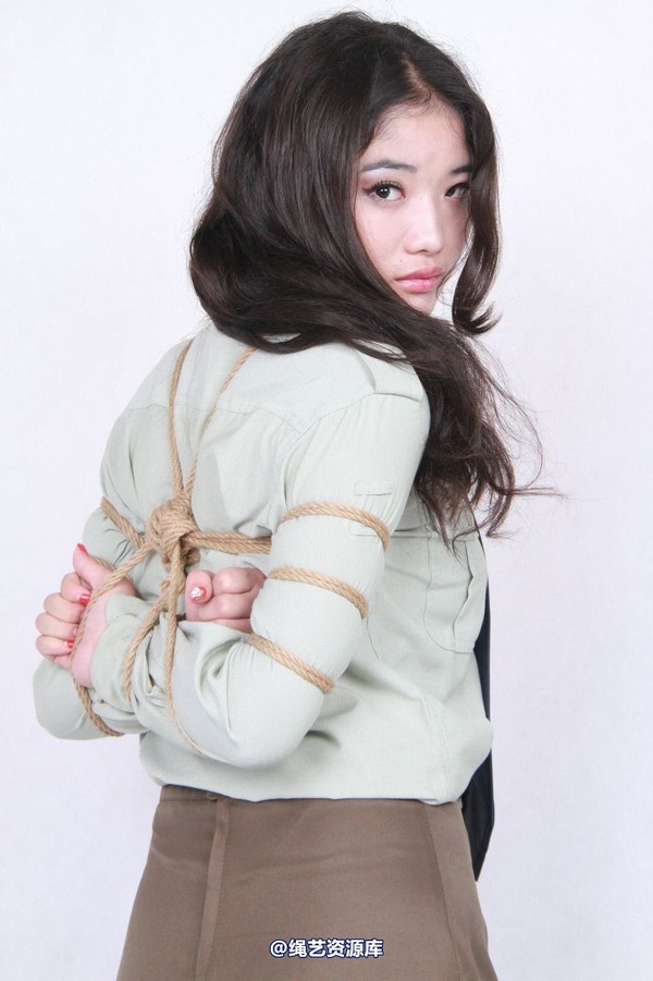 胜景山庄 - 175-红秀军统服 第 9 张图片