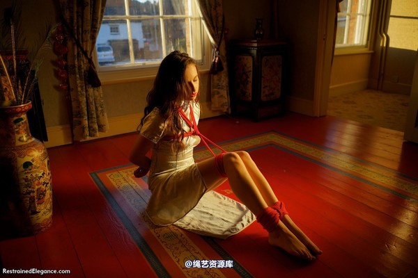 restrainedelegance - Everything You See Is For Sale 第 95 张图片
