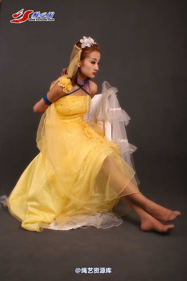 雅俗阁 - 20060402雪儿黄色婚纱 第 49 张图片