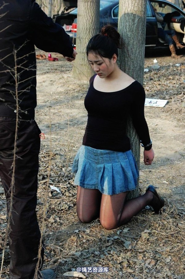 mj影视 - 2013-3-4陈沫踏青 黑丝美女最终的不归路 第 233 张图片