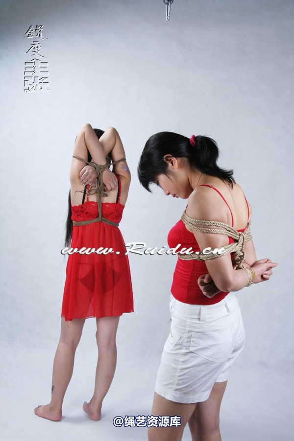 锐度主张 - 婷婷和嫣儿KB悬吊 第 383 张图片
