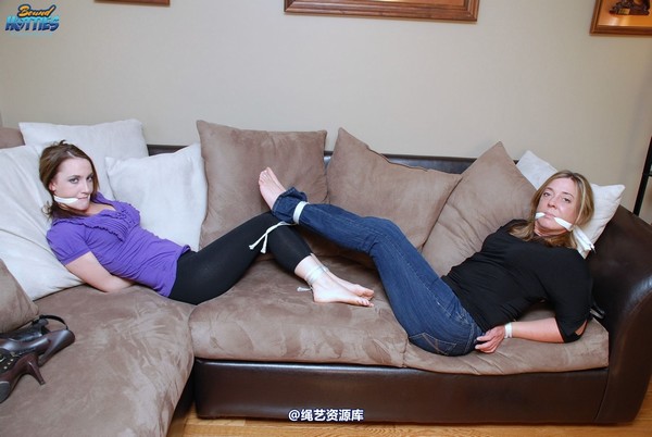 boundhotties - Laina & Marcel 第 18 张图片