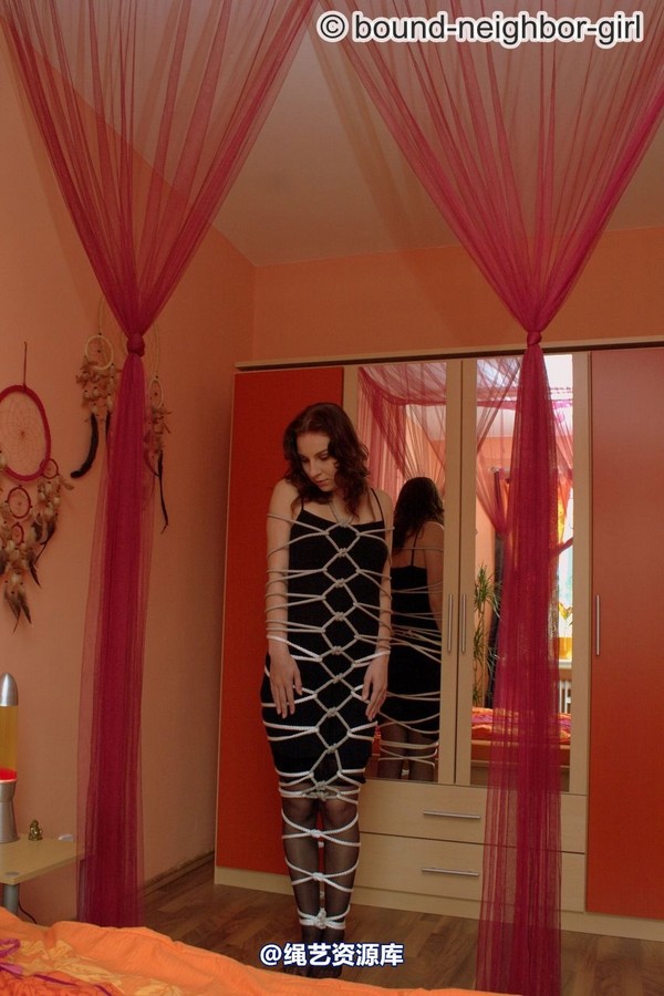 bound-neighbor-girl - Anastasia - At home, tied up part 1 第 14 张图片