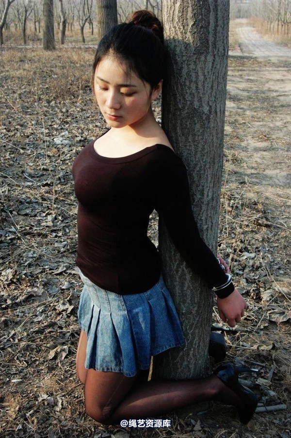 mj影视 - 2013-3-4陈沫踏青 黑丝美女最终的不归路 第 192 张图片