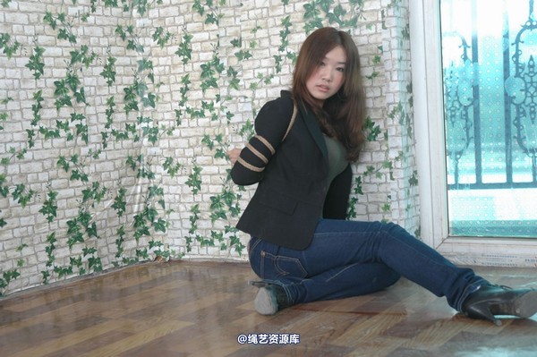 唯美之家 - 黑色西装 第 80 张图片