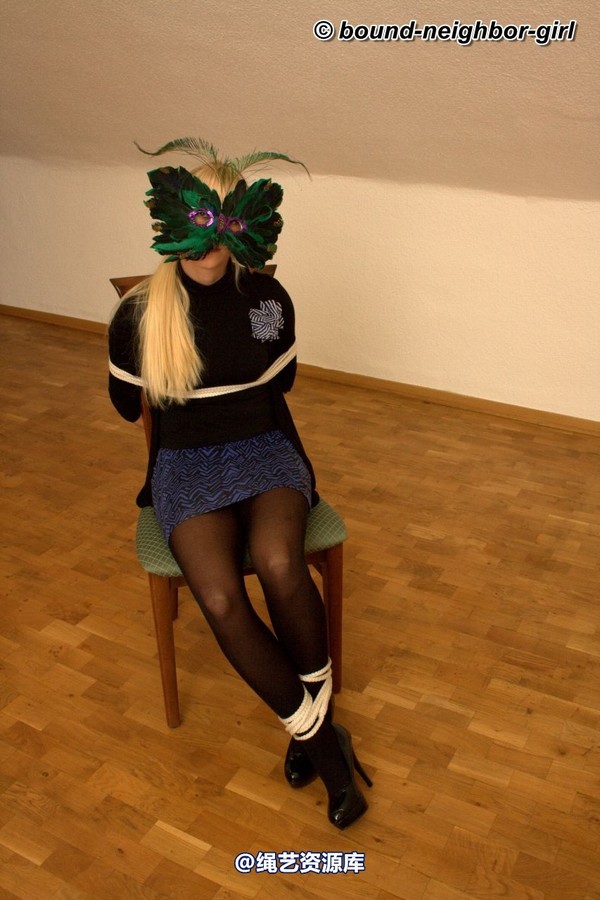 bound-neighbor-girl - Mystery Guest - Office Games 第 29 张图片
