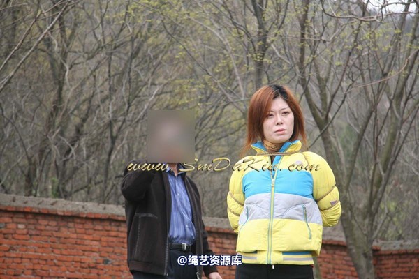 锐度主张 - 2009年第22期捆绑图（2009.5.2）模特：乐乐，嫣儿，雨竹，海... 第 21 张图片