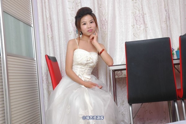 唯美之家 - 丽莎婚纱捆绑2010-7-8 第 152 张图片