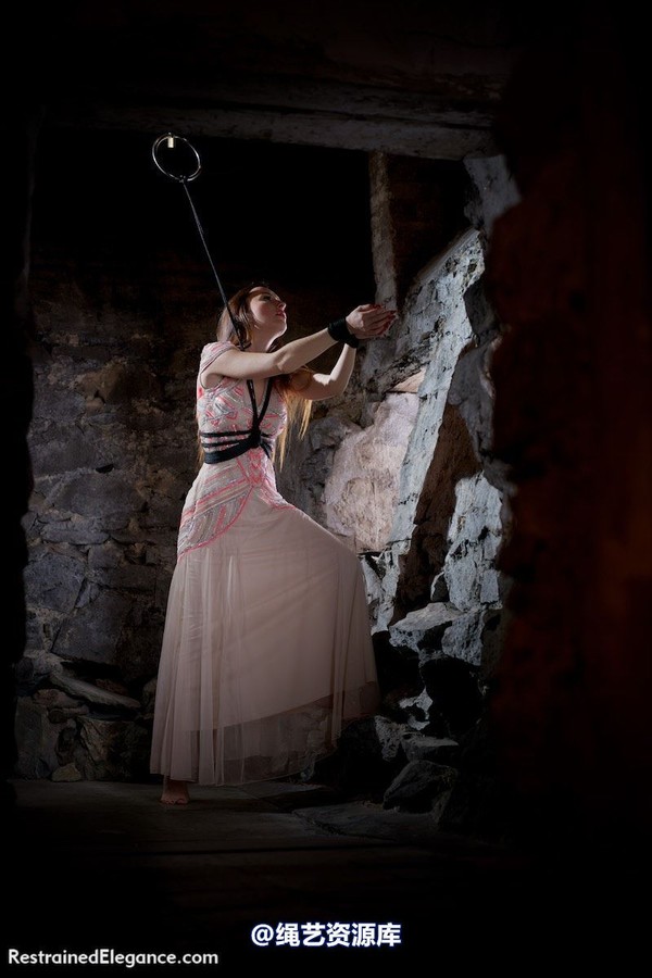 restrainedelegance - Sparkles in the Dungeon 第 38 张图片