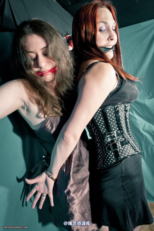 limitedaudience - 2012 catya elyssia captives together 第 39 张图片