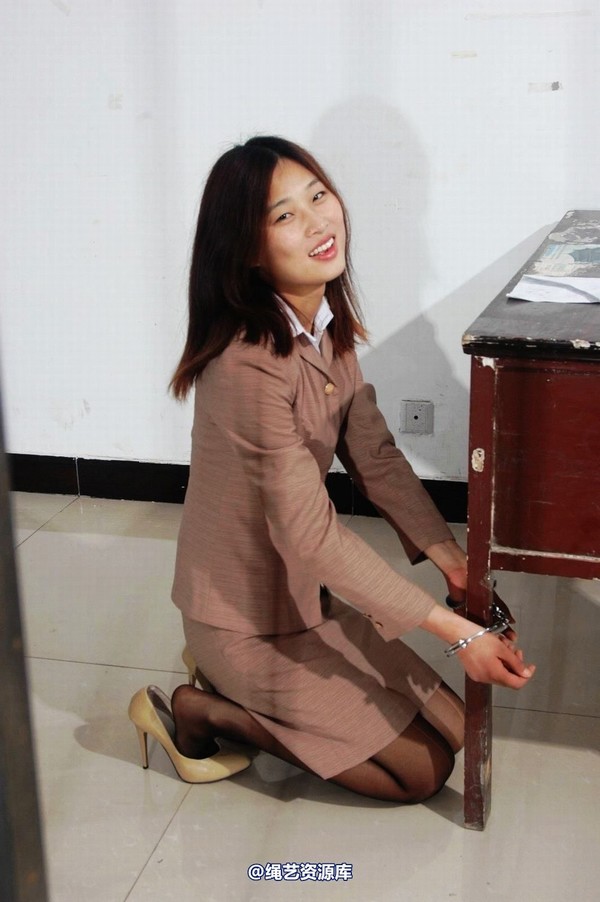 mj影视 - 倾心职务犯罪－押解绳-2013-03-28 第 103 张图片