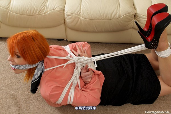 bondagebob - Temptress Kate Have you seen the phone bill! 第 129 张图片