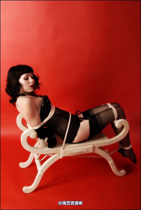 simplytied - On Red too 第 30 张图片