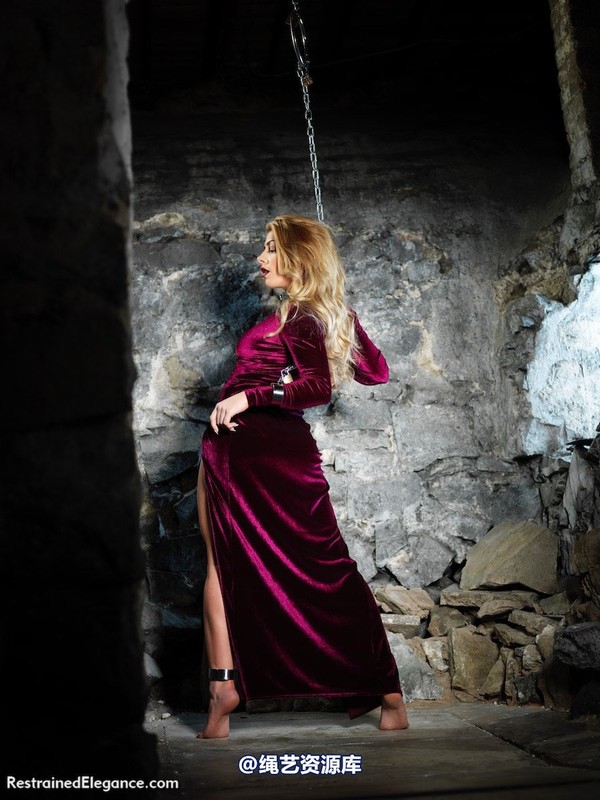 restrainedelegance - Glamour in the Dungeon 第 69 张图片