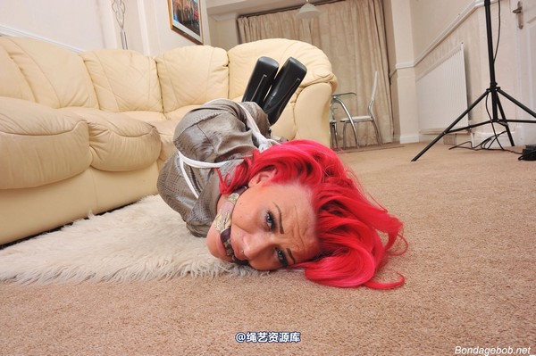 bondagebob - Becky Holt Hogtied 第 115 张图片