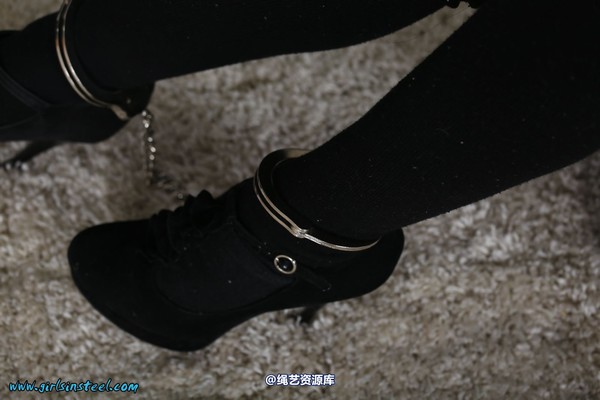 girlsinsteel - Secretary in handcuffs 第 46 张图片