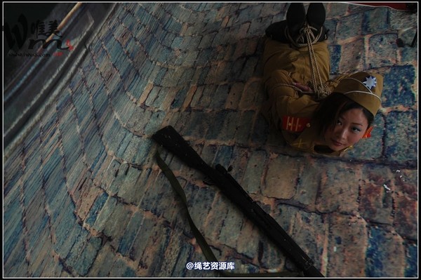 唯美之家 - 08-05-07新模特二 第 91 张图片
