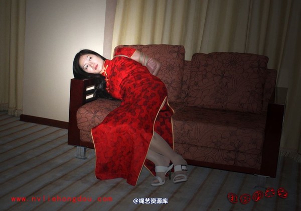 红豆的天空 - 09红豆旗袍装 孤寂的美 第 21 张图片