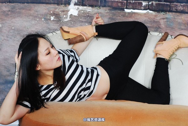 唯美之家 - 思欣红礼服 第 72 张图片