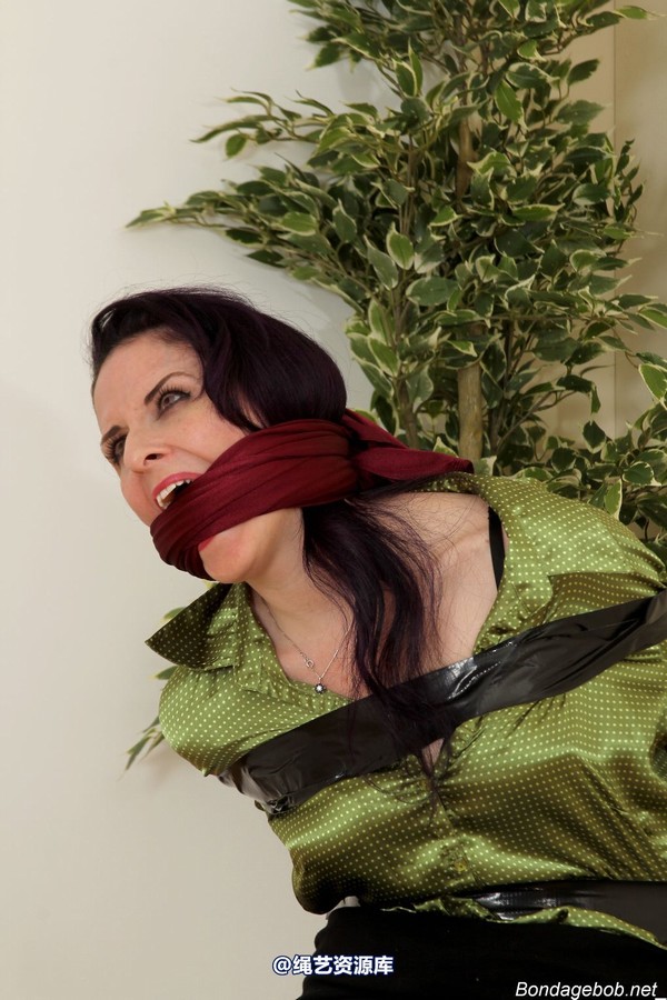 bondagebob - Caroline Pierce Temptress Kate The Intervension 第 128 张图片