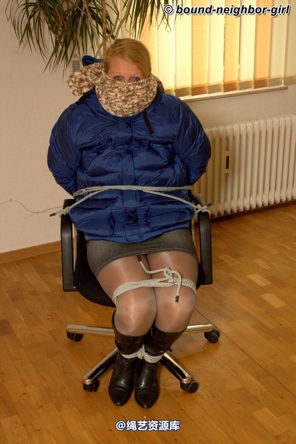 bound-neighbor-girl - Isabel - Tied at home and in the office 2 第 30 张图片