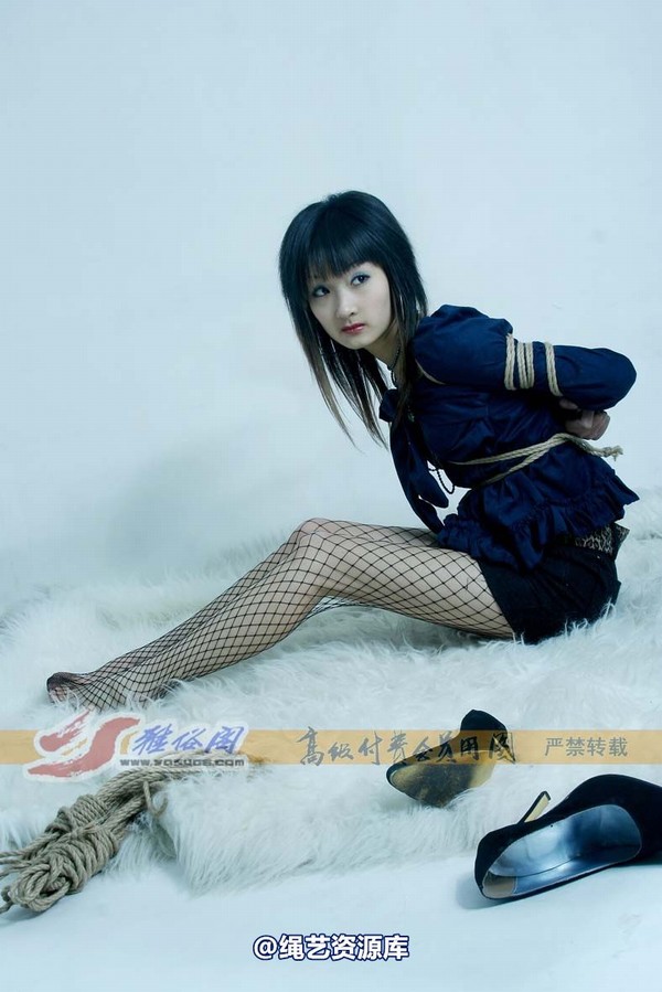 雅俗阁 - 20070404雪儿制服 第 21 张图片