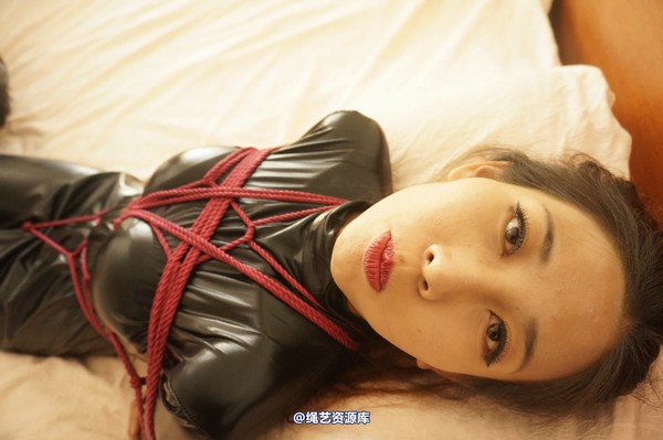dk13美束馆 - 10.18-森森红色C-34P 第 15 张图片