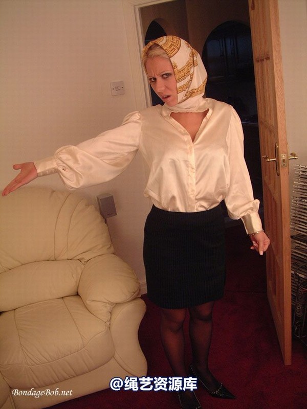 bondagebob - Petra Just cant get the staff! 第 11 张图片