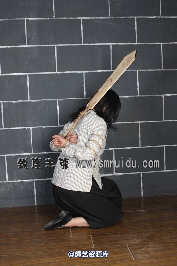 锐度主张 - 监房女犯模特：雨露 第 26 张图片