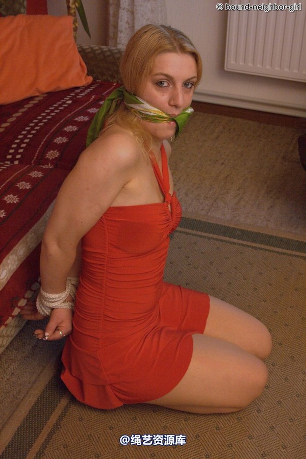 bound-neighbor-girl - Sandy B - Tied up in her own home 1 第 45 张图片