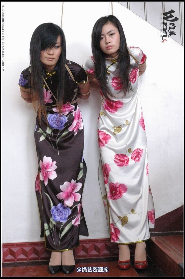 唯美之家 - 2008-09-24小妖琪琪旗袍绳艺 第 96 张图片